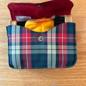Plaid Multi-Colour Shoe Shine Kit